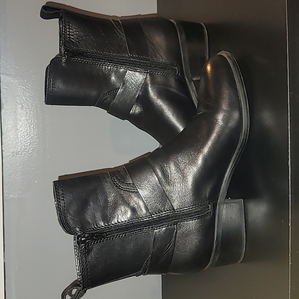Marc Fisher Booties - image 5